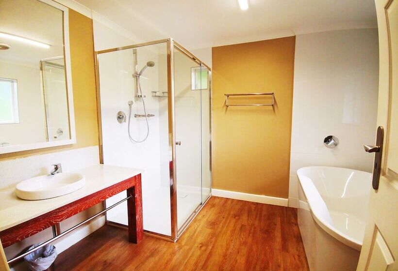 בית מלון כפרי First Group Bushman S Nek