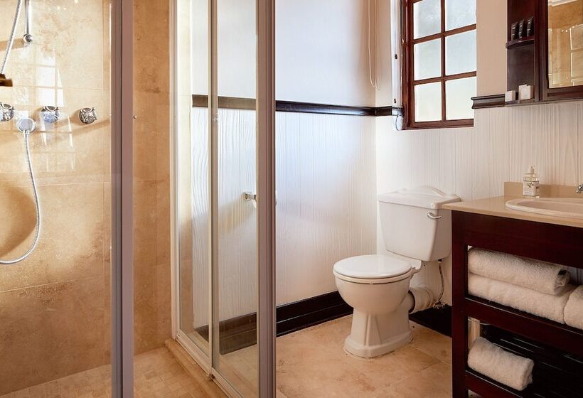 בית מלון כפרי First Group Bushman S Nek