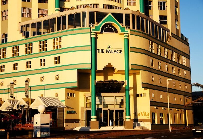 ホテル First Group The Palace Allsuite