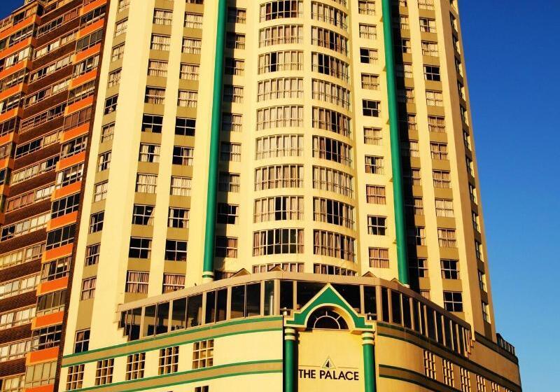 ホテル First Group The Palace Allsuite