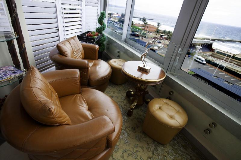 ホテル First Group The Palace Allsuite