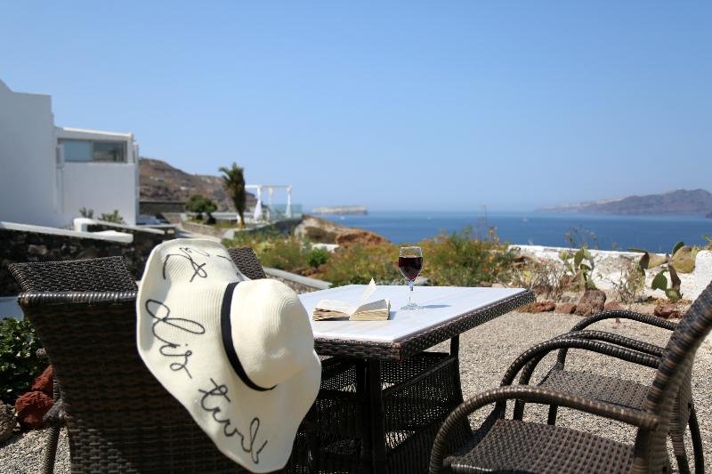 Отель Goulielmos