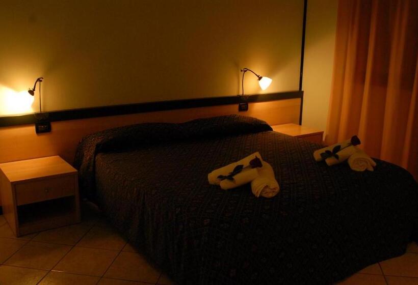 ホテル Gran Delta Di Alba Invest Srl