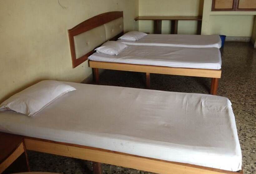 בית מלון כפרי Grand Liz