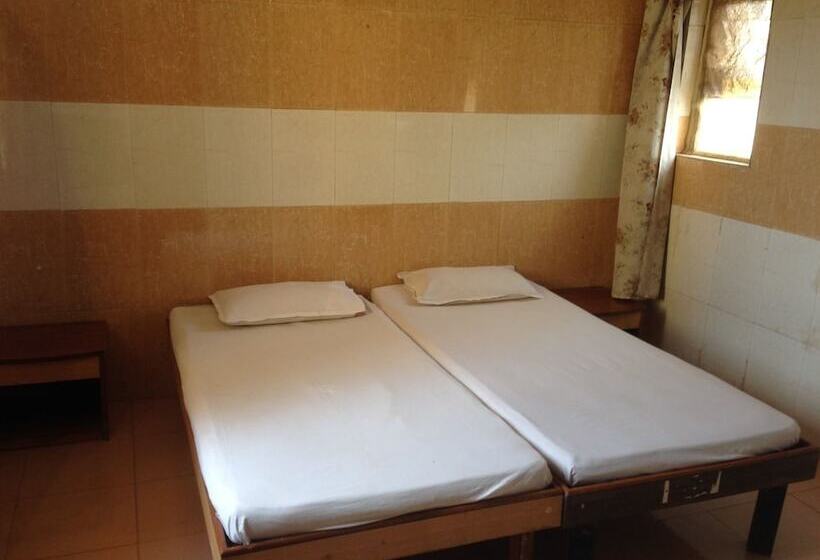 בית מלון כפרי Grand Liz