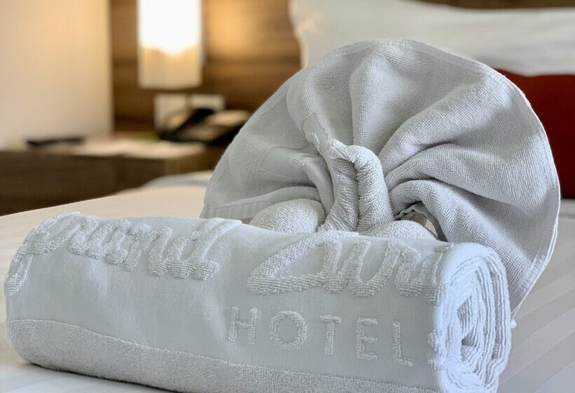 호텔 Grand Zuri Kuta Bali