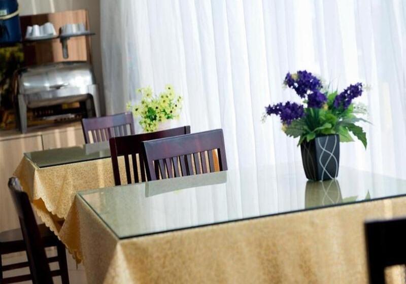 בית מלון כפרי Greentree Inn Heze Railway Station