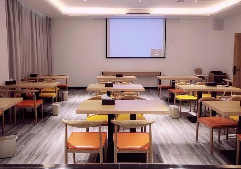 בית מלון כפרי Greentree Inn Heze Railway Station