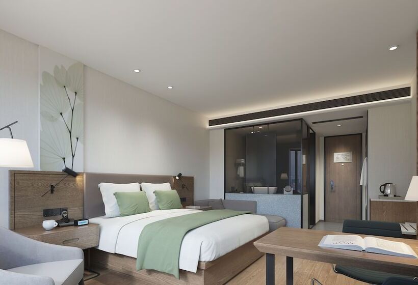 酒店 GreenTree Inn Nanchang Honggutan New Area Cuiyuan Road Subway Station Business