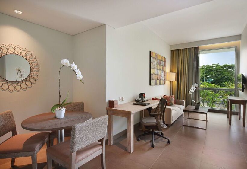 호텔 Hilton Garden Inn Bali Ngurah Rai Airport