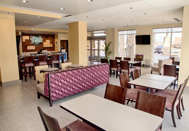 هتل Holiday Inn Express And Suites Tahlequah, An Ihg