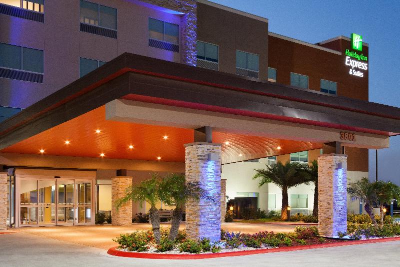 هتل Holiday Inn Express & Suites Edinburg  Mcallen Area, An Ihg