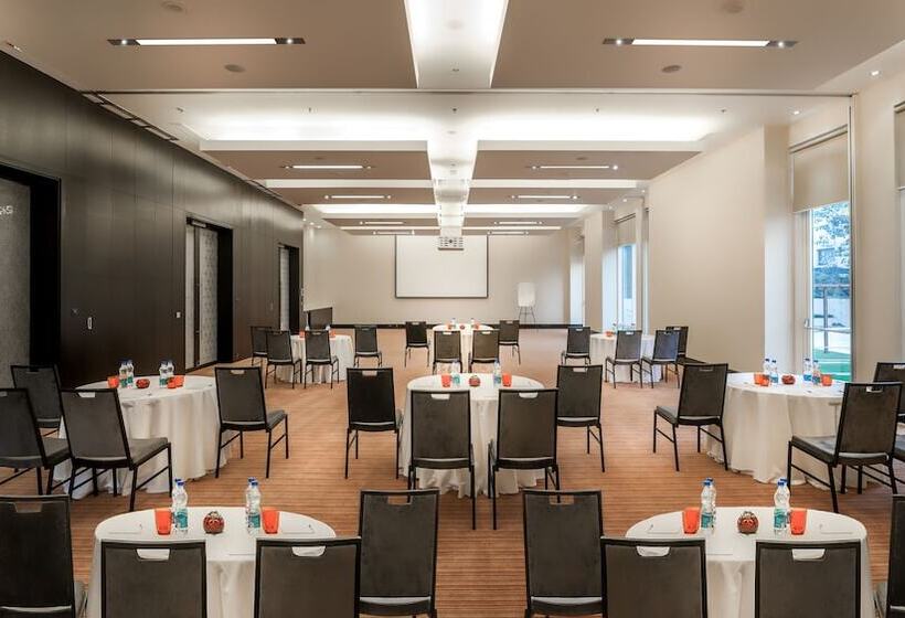 هتل Hyatt Place Gurgaon Udyog Vihar