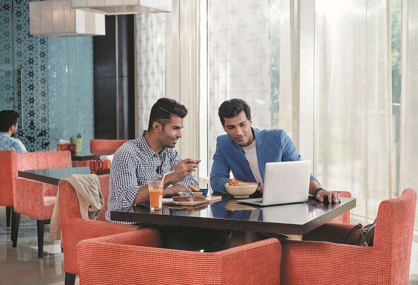 هتل Hyatt Place Gurgaon Udyog Vihar