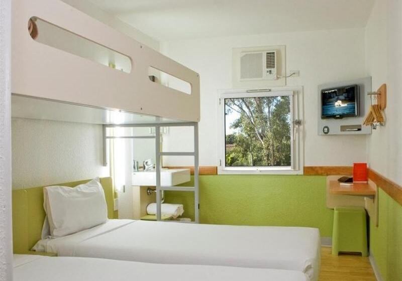 فندق Ibis Budget Canberra