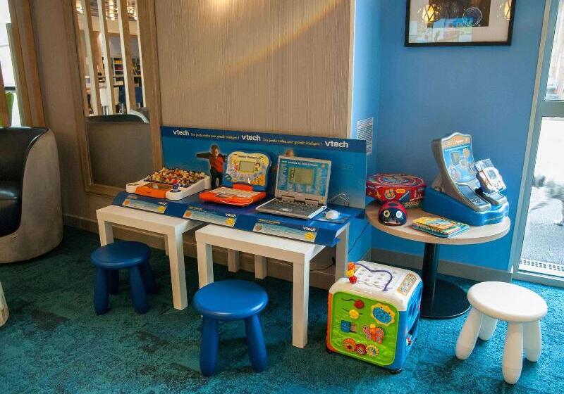 בית מלון כפרי Ibis Styles Saint Malo Port