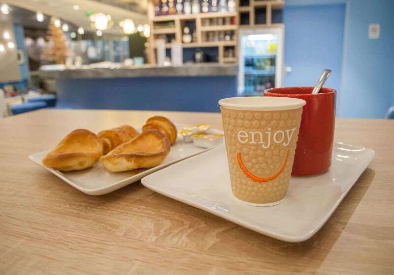 בית מלון כפרי Ibis Styles Saint Malo Port