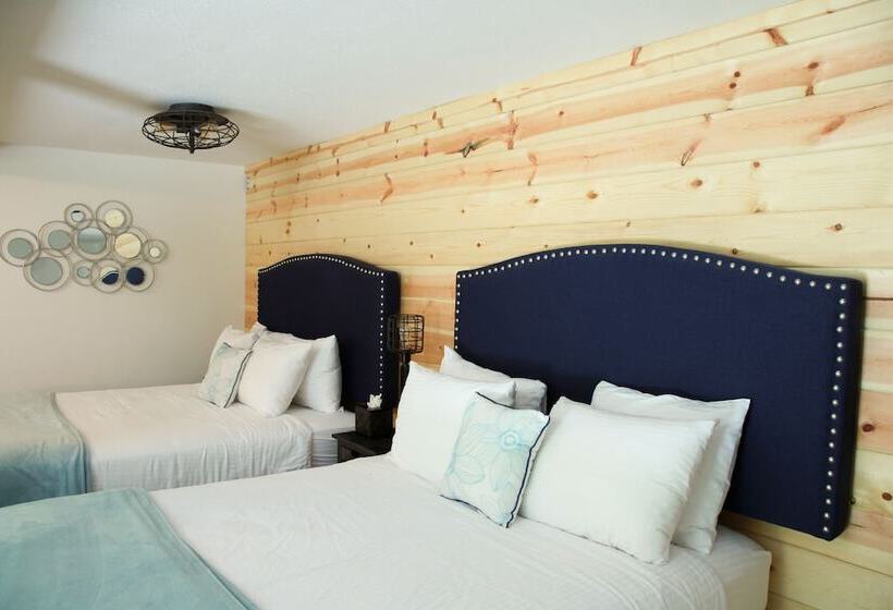 酒店 Inn On The Russian River