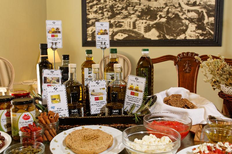 فندق Ionia Suites