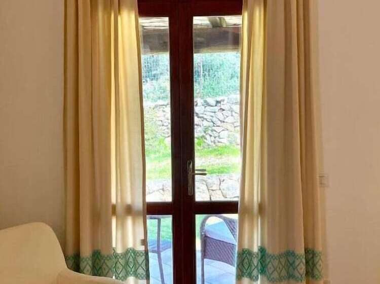 בית מלון כפרי Punta D Acu Country Resort