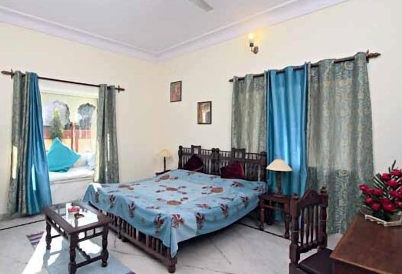 Отель Janak Palace