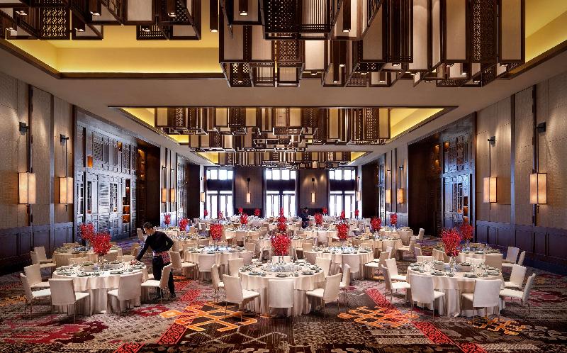 هتل Jinmao Purelax Lijiang, The Unbound Collection By Hyatt