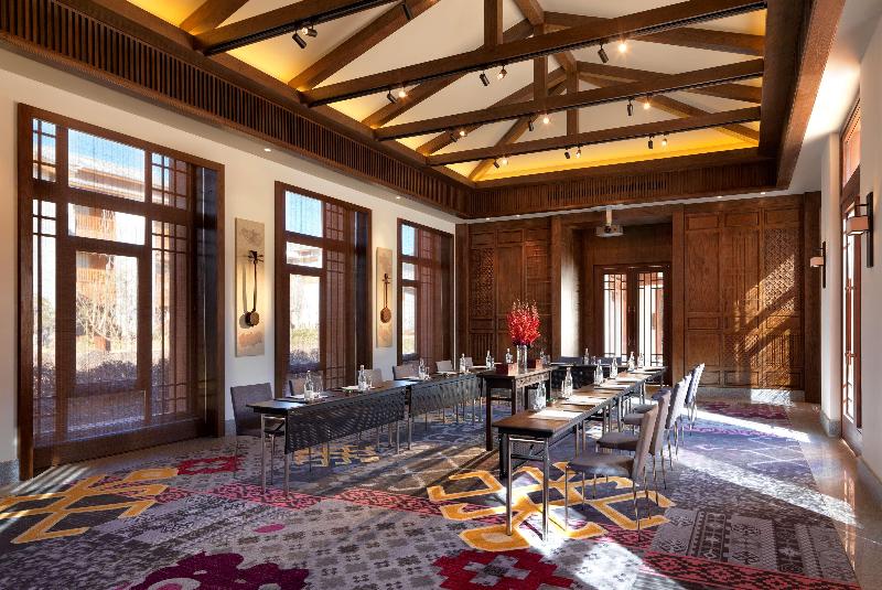 هتل Jinmao Purelax Lijiang, The Unbound Collection By Hyatt