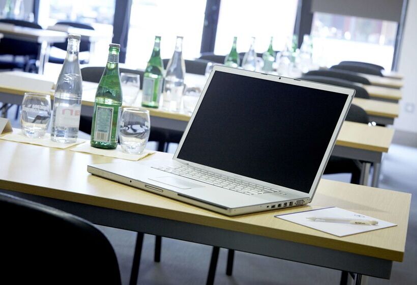 فندق Kyriad Angers Ouest Beaucouzé