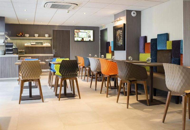 Отель Ibis Styles Saint Quentin
