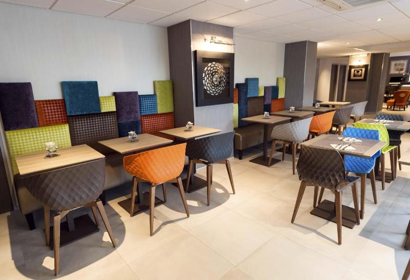 Отель Ibis Styles Saint Quentin