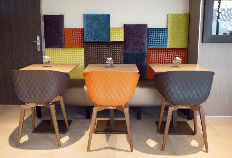 Отель Ibis Styles Saint Quentin