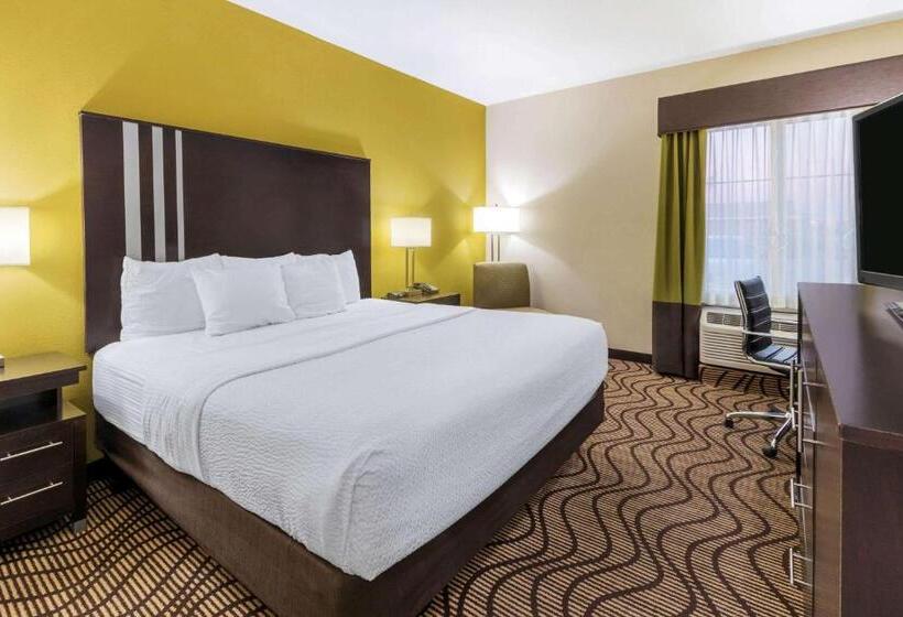 فندق La Quinta By Wyndham Artesia