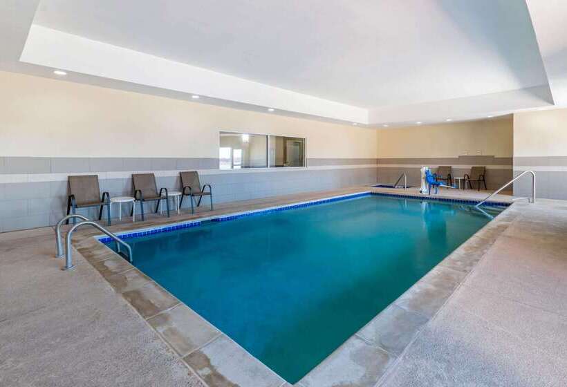 فندق La Quinta By Wyndham Artesia