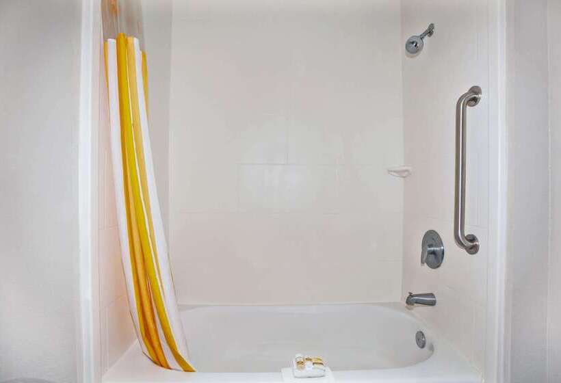 酒店 La Quinta By Wyndham Karnes City   Kenedy