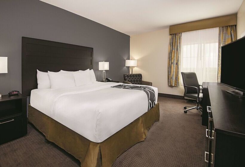 酒店 La Quinta By Wyndham Karnes City   Kenedy
