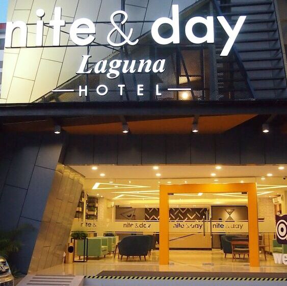 בית מלון כפרי Nite & Day Laguna Bintan