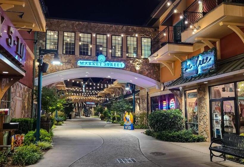 هتل Margaritaville Island