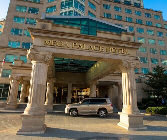 هتل Mega Palace
