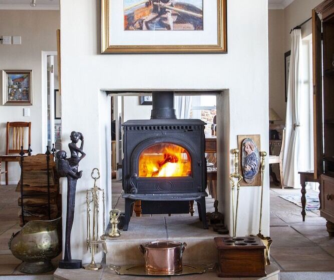 فندق Moonglow Guest House