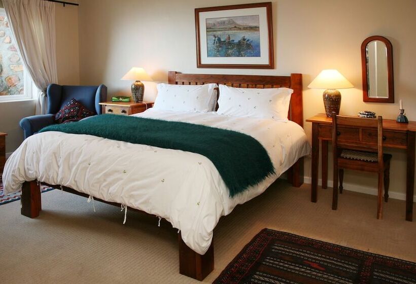 فندق Moonglow Guest House