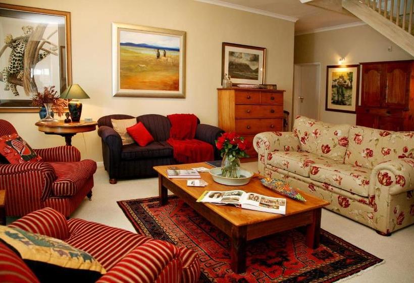 فندق Moonglow Guest House