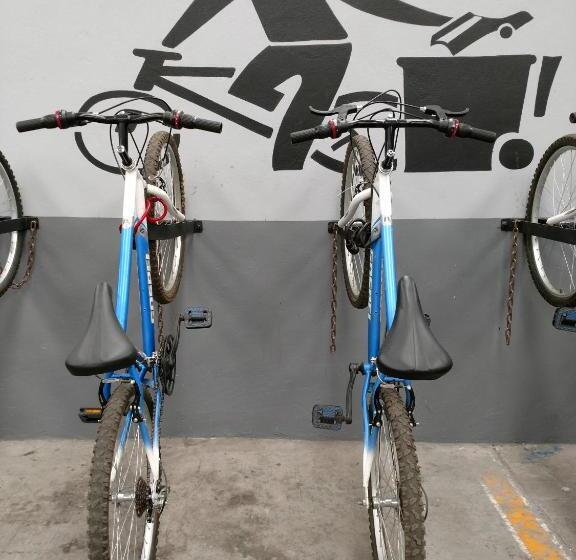 Отель Mx Más Roma