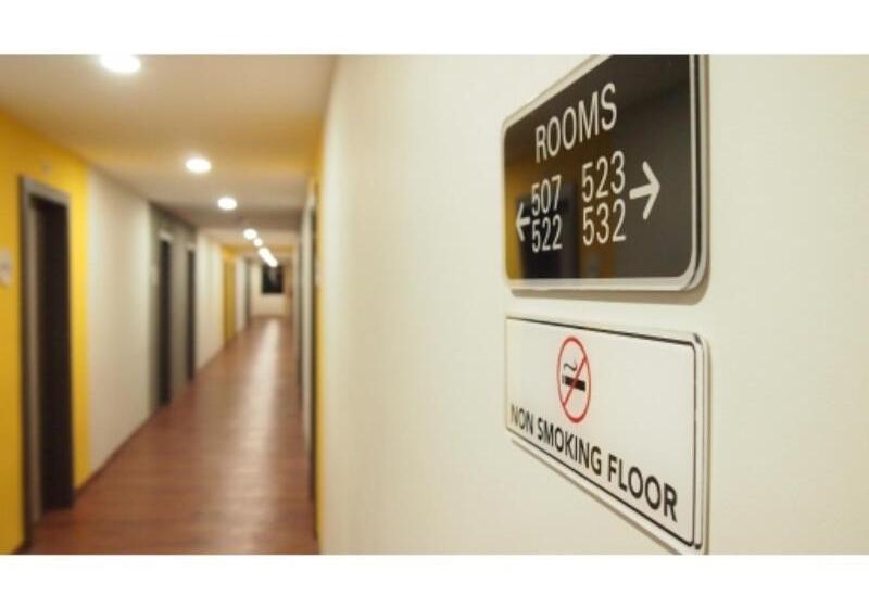 בית מלון כפרי Nite & Day Laguna Bintan