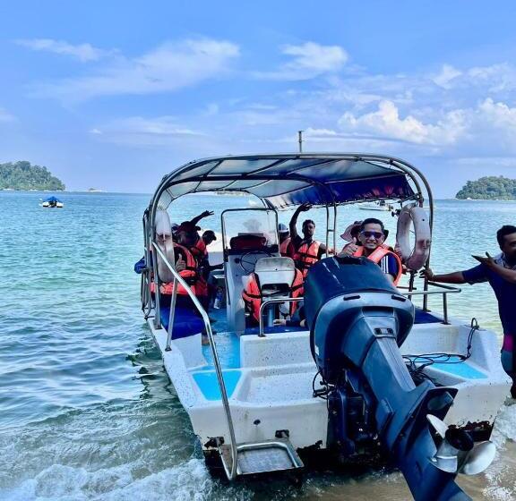 هتل Pangkor Sandy Beach Resort