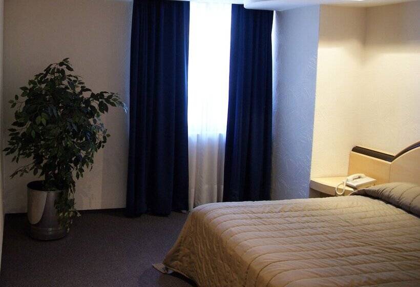 Porto Novo Hotel & Suites