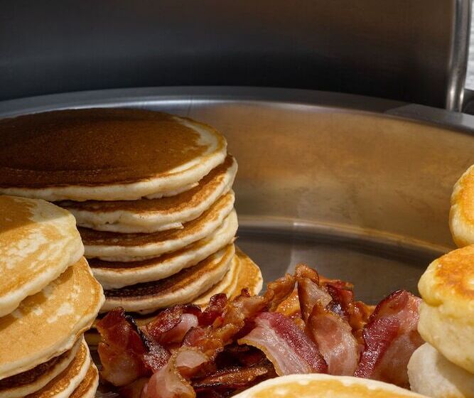 ホテル Quinta San Carlos Inn