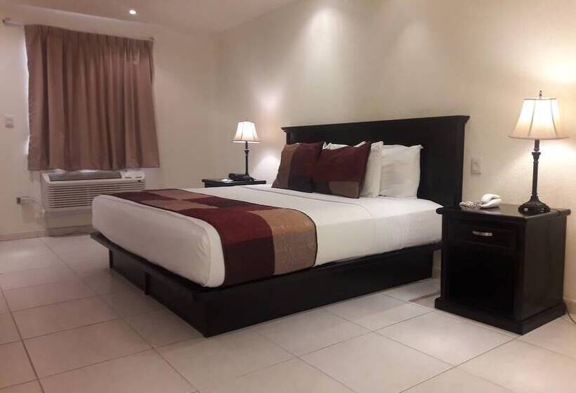 ホテル Quinta San Carlos Inn