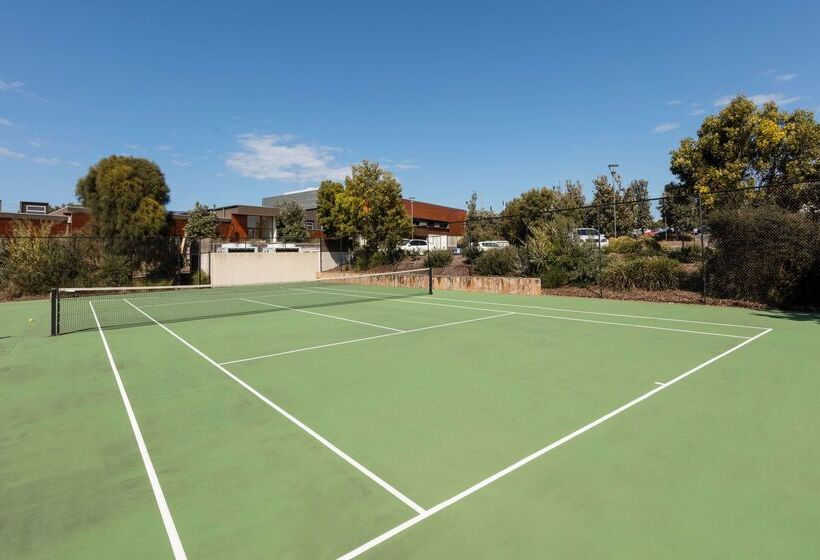 בית מלון כפרי Racv Inverloch Resort