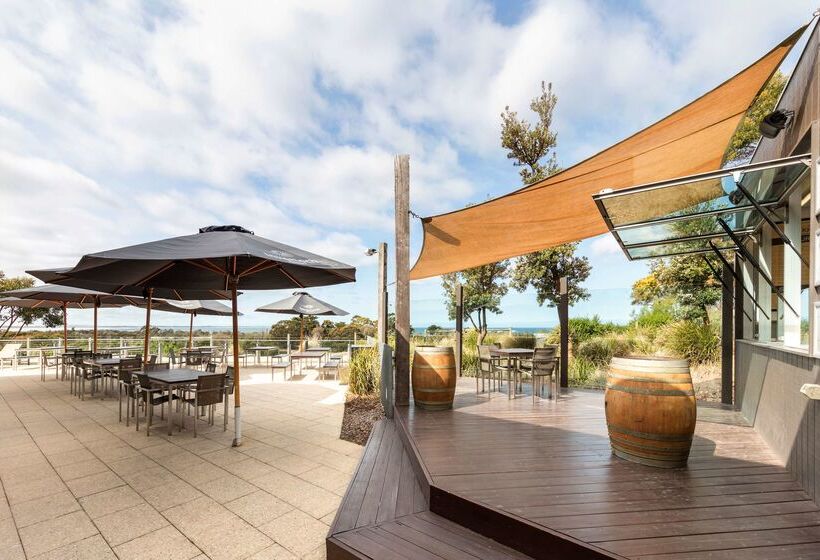 בית מלון כפרי Racv Inverloch Resort