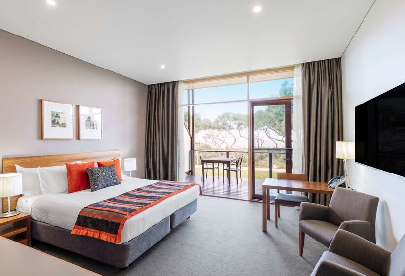 בית מלון כפרי Racv Inverloch Resort